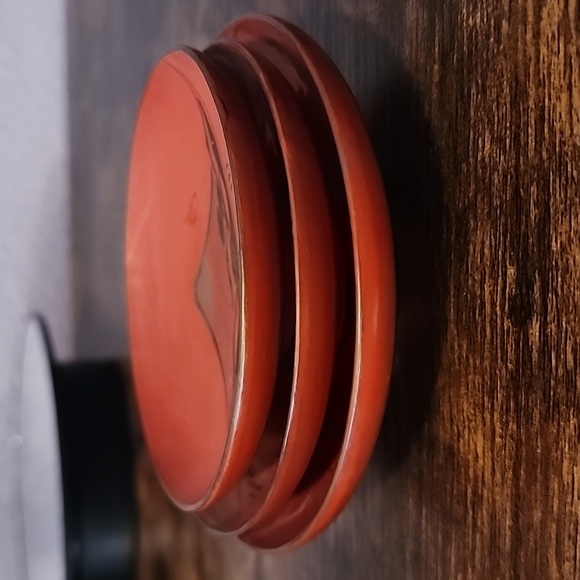 Vintage Japanese Laquerware Bowl Set with Mountain Design - Picture 10 of 11